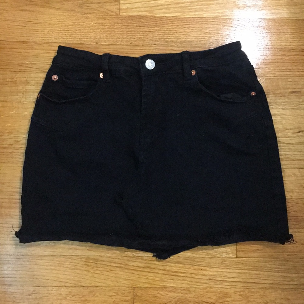 ✨🦓 Zaful Black Mini Skirt